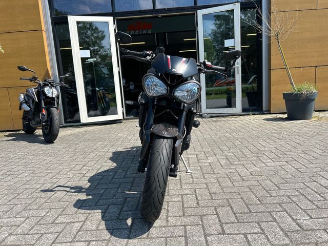 triumph - speed-triple-rs