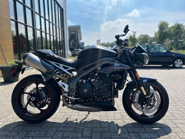 triumph - speed-triple-rs