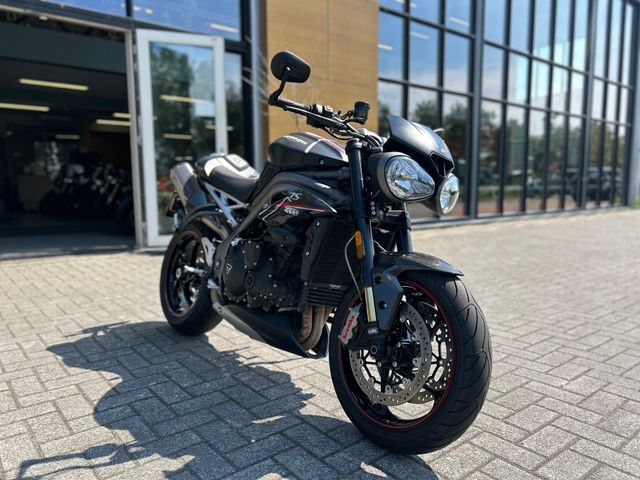 triumph - speed-triple-rs