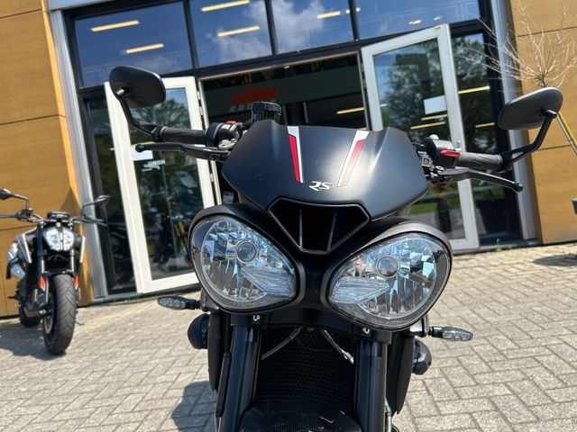triumph - speed-triple-rs