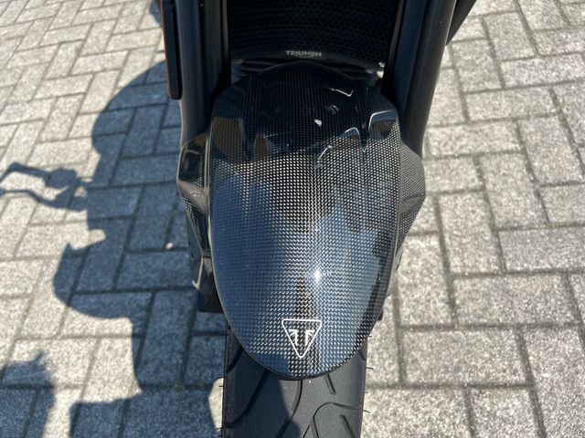 triumph - speed-triple-rs