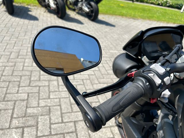 triumph - speed-triple-rs