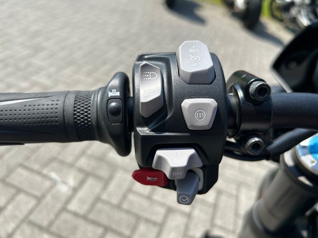 triumph - speed-triple-rs