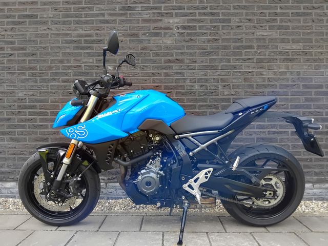 suzuki - gsx-8s