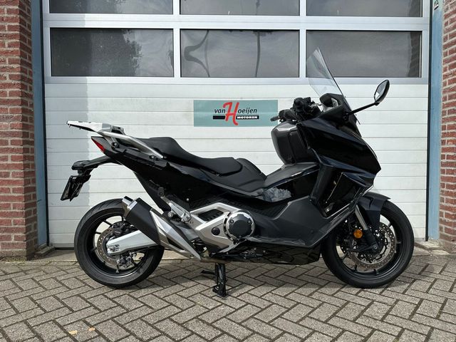 honda - nss-750-forza