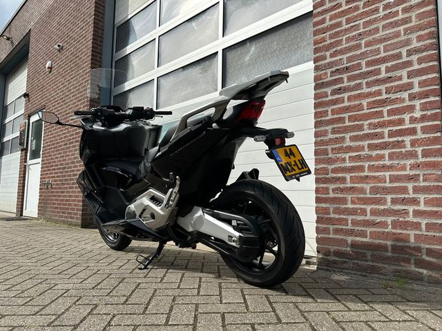 honda - nss-750-forza
