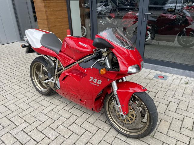 ducati - 748-s
