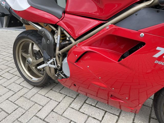 ducati - 748-s