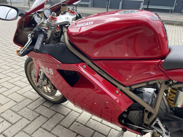 ducati - 748-s