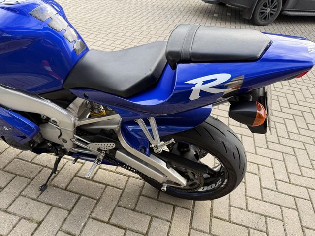 yamaha - yzf-r1