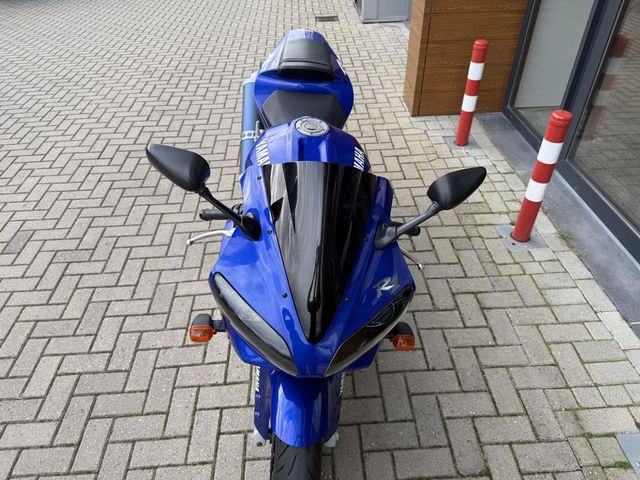 yamaha - yzf-r1