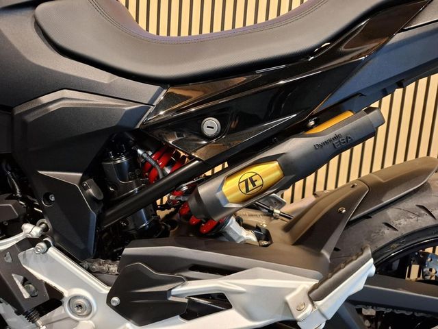 bmw - f-900-r