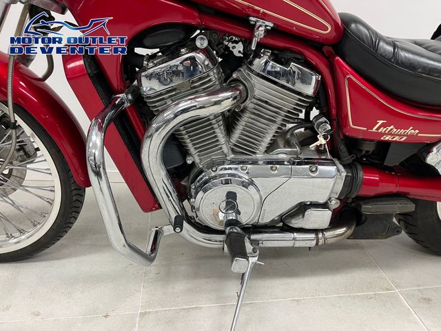 suzuki - vs-800-intruder