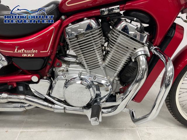 suzuki - vs-800-intruder