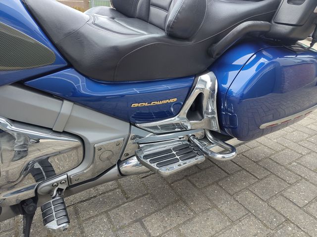 honda - gl-1800-goldwing-abs