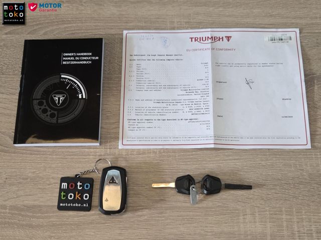 triumph - rocket-3-gt