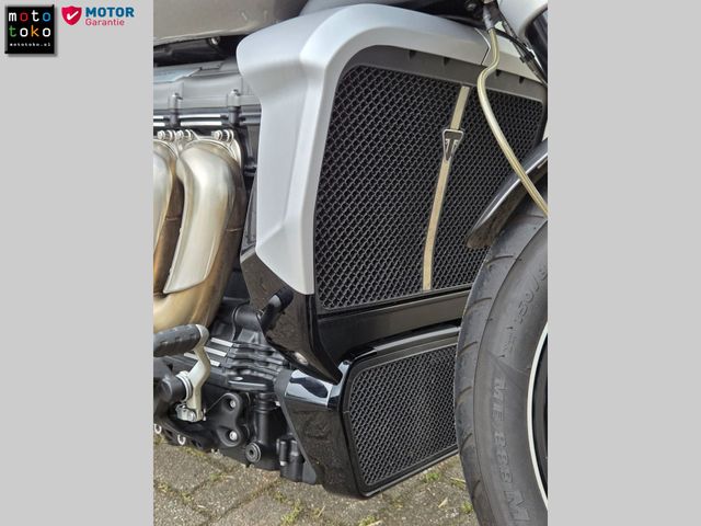 triumph - rocket-3-gt