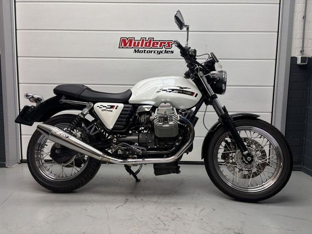 moto-guzzi - v-7-cafe-classic