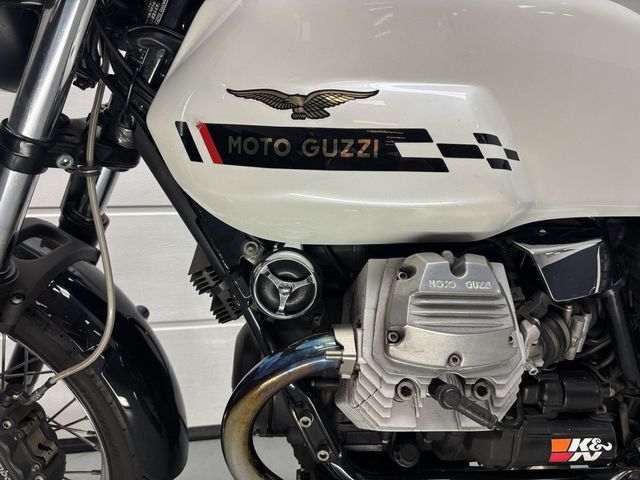 moto-guzzi - v-7-cafe-classic