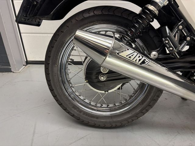 moto-guzzi - v-7-cafe-classic
