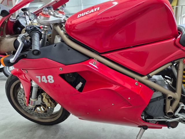 ducati - 748