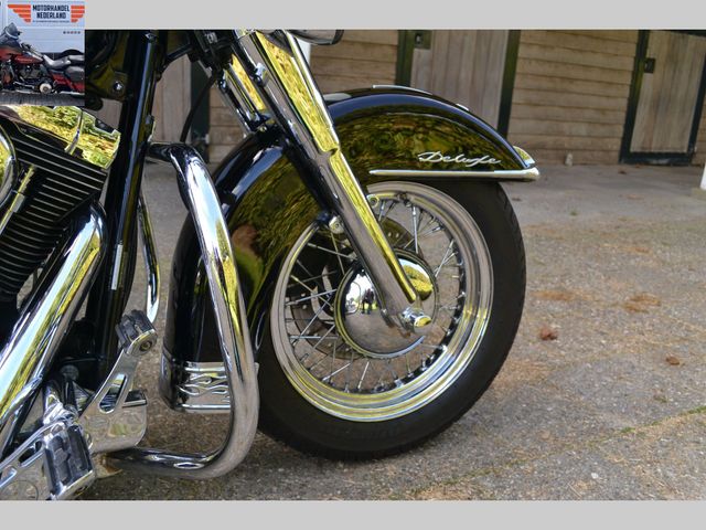 harley-davidson - softail-deluxe-flstn