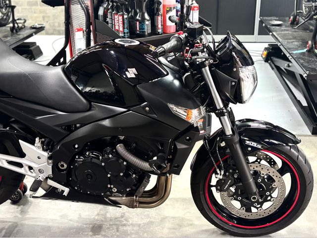 suzuki - gsr-600-a