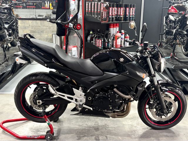 suzuki - gsr-600-a
