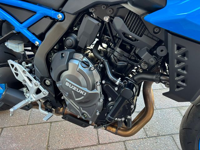 suzuki - gsx-8s