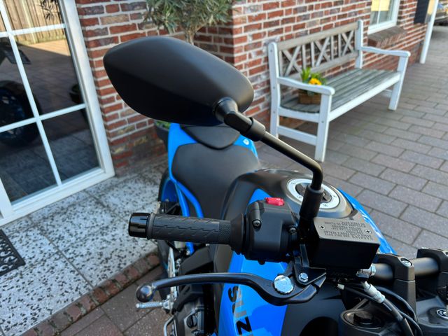 suzuki - gsx-8s