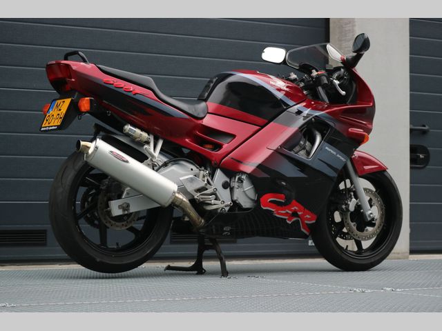 honda - cbr-600-f