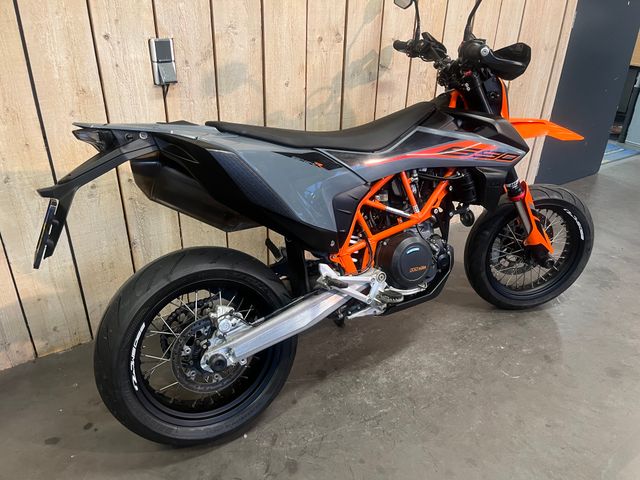 ktm - 690-smc-r