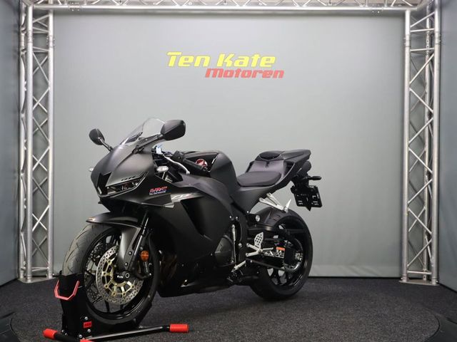 honda - cbr-600-rr