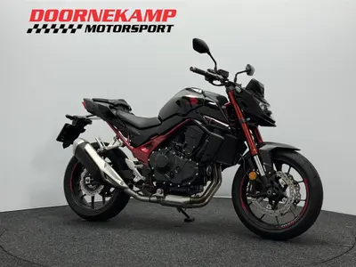 HONDA CB 750 HORNET – foto 2