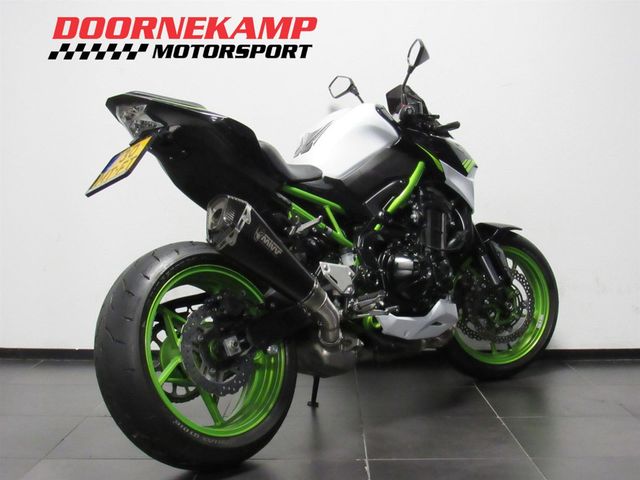 kawasaki - z900