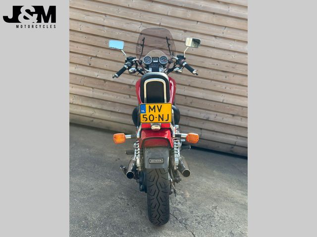 honda - vf-700-c-magna