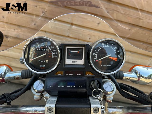 honda - vf-700-c-magna
