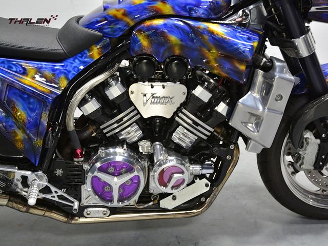 yamaha - vmx-1200-v-max