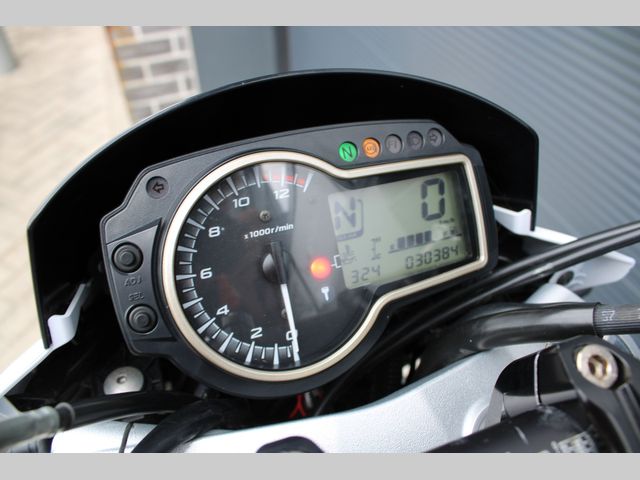 suzuki - gsr-750-a