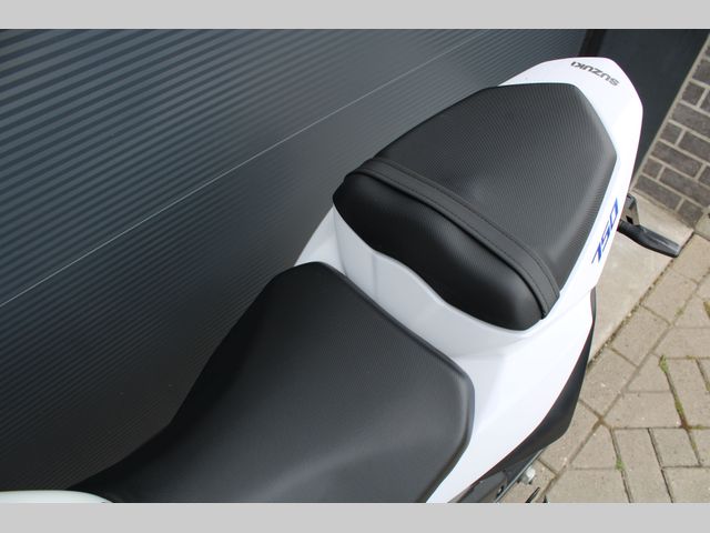 suzuki - gsr-750-a
