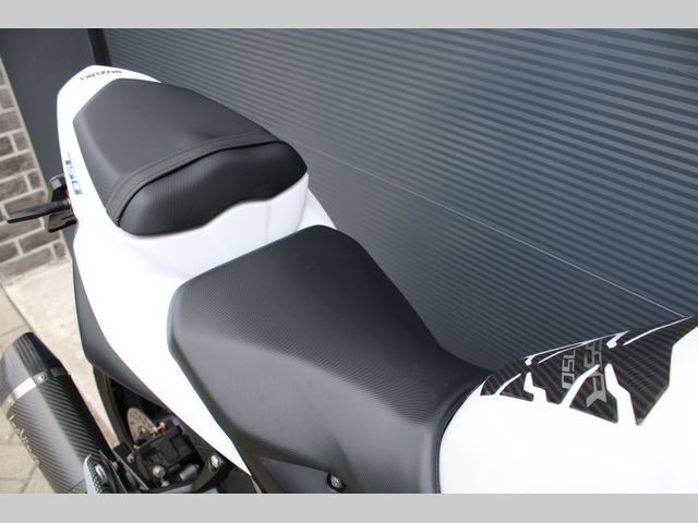 suzuki - gsr-750-a