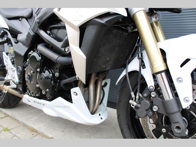 suzuki - gsr-750-a