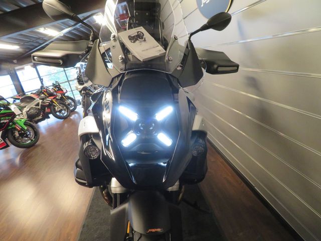bmw - r-1300-gs