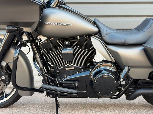 harley-davidson - road-glide