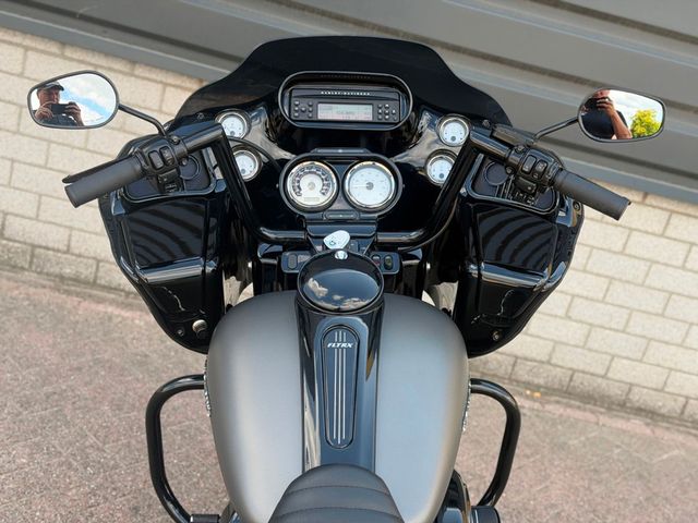 harley-davidson - road-glide