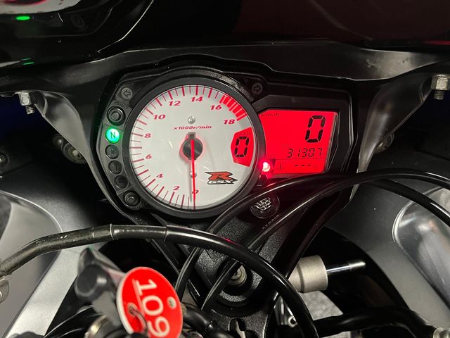suzuki - gsx-r-600