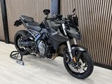 SUZUKI GSX-8S