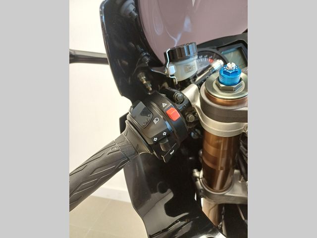 suzuki - gsx-r-1000