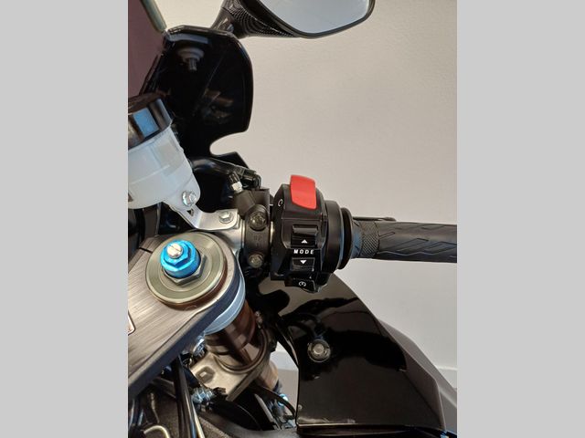 suzuki - gsx-r-1000