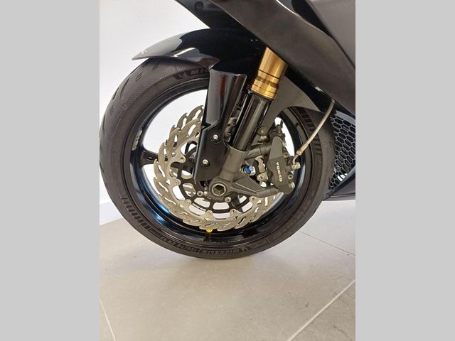 suzuki - gsx-r-1000